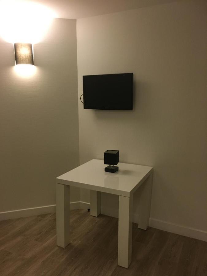Saint-Menoux Chambres D'Hote Les Bredins מראה חיצוני תמונה