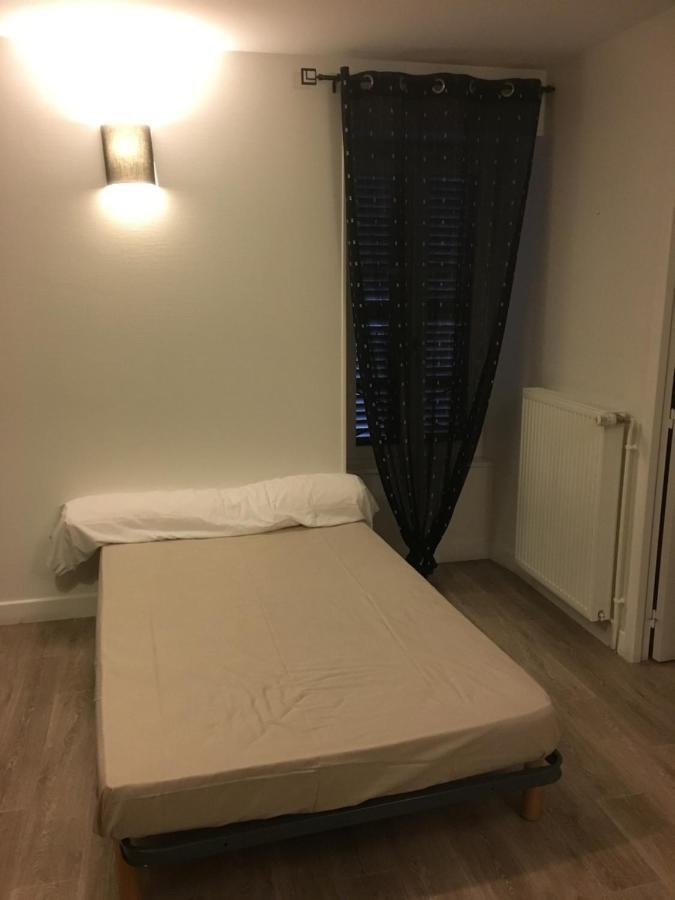 Saint-Menoux Chambres D'Hote Les Bredins מראה חיצוני תמונה