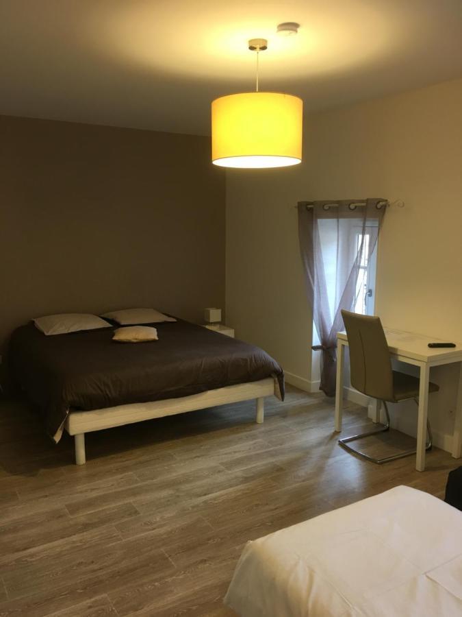 Saint-Menoux Chambres D'Hote Les Bredins מראה חיצוני תמונה